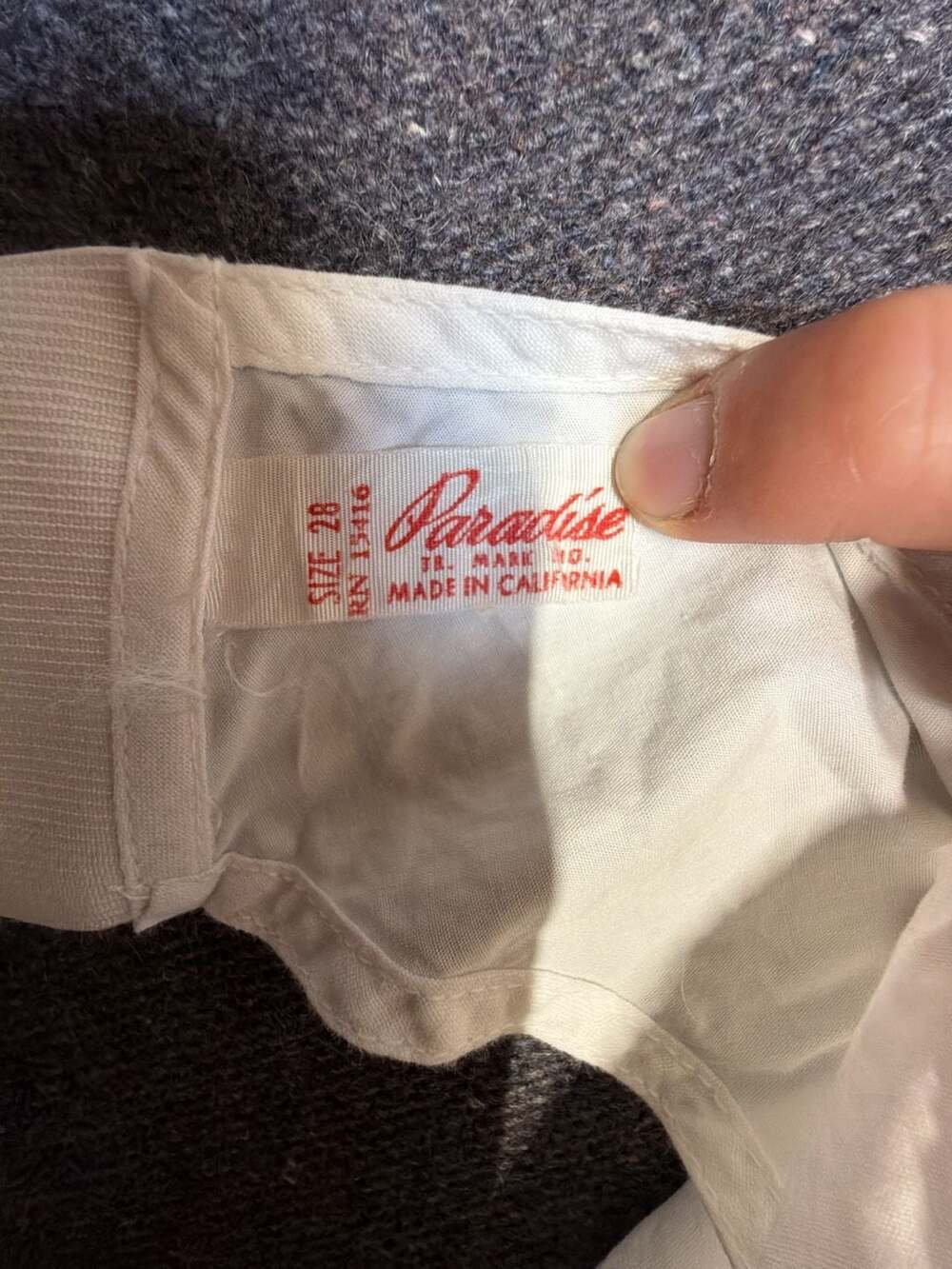 Vintage Paradise Size 28 White Garter Belt